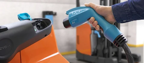lityum iyon akülü forklift